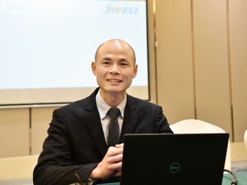 得天獨厚  常州金緯仍惟日孜孜，無敢逸豫