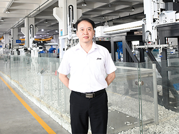 信易：龐然之軀未掩迅捷之姿