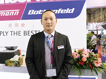 威猛巴頓菲爾：“穩中有升”與“變中有望”