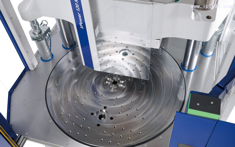 轉盤直徑可為1300mm、1600mm和2000mm