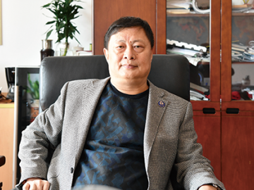 專注高端精品 爭做擠出創領者