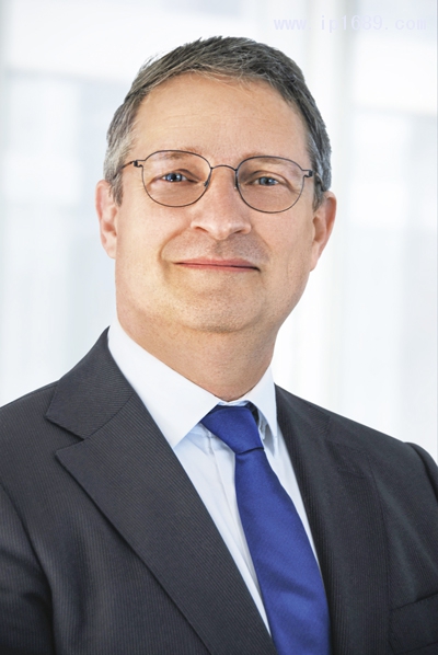 Arthur-van-Dijk擔任總部設在荷蘭豪滕的ENGEL-Benelux公司新常務董事，他將從原材料行業轉向恩格爾。