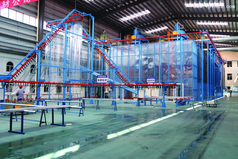 海螺型材生產車間