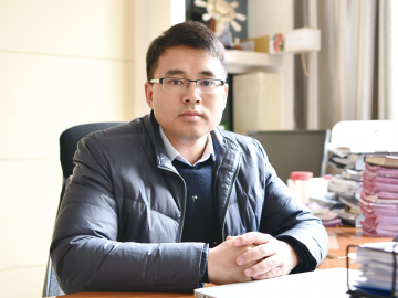 徐輝：接力創業不止步