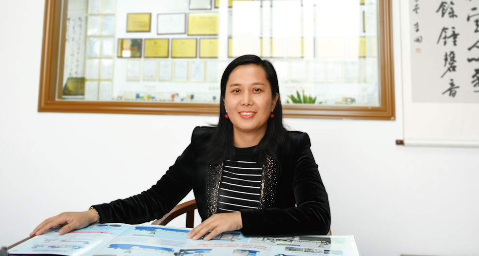 聚誠總經理——李花 (1)