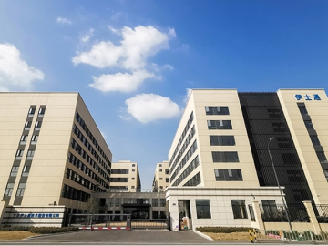 保持創新，積極應對市場變化