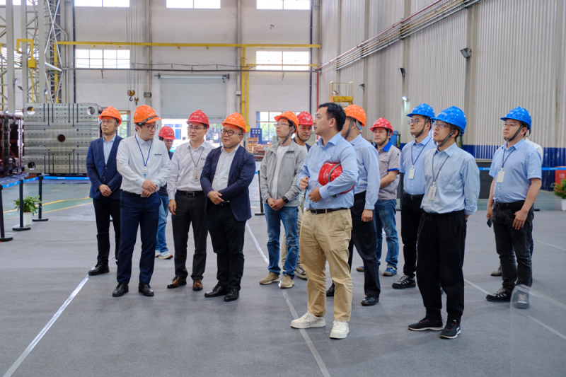 雙方領導蒞臨江南路事業部完成新機驗收