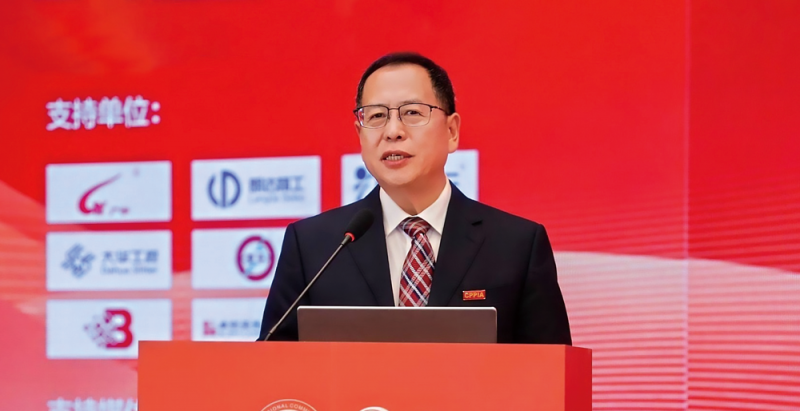 中國塑料加工工業協會理事長王占杰帶來了精彩致辭-拷貝