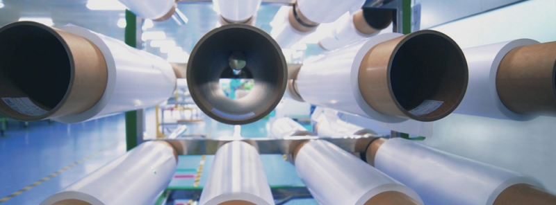 恩捷股份車間展示著各種&ldquo;膜&rdquo;類產品