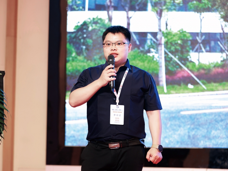 東莞市鑫正機械有限公司銷售總監吳瑤-拷貝