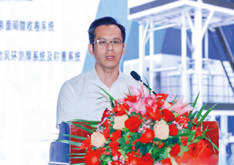 獅山鎮人民政府黨委副書記、鎮長馮惠恩首先發表致辭-拷貝