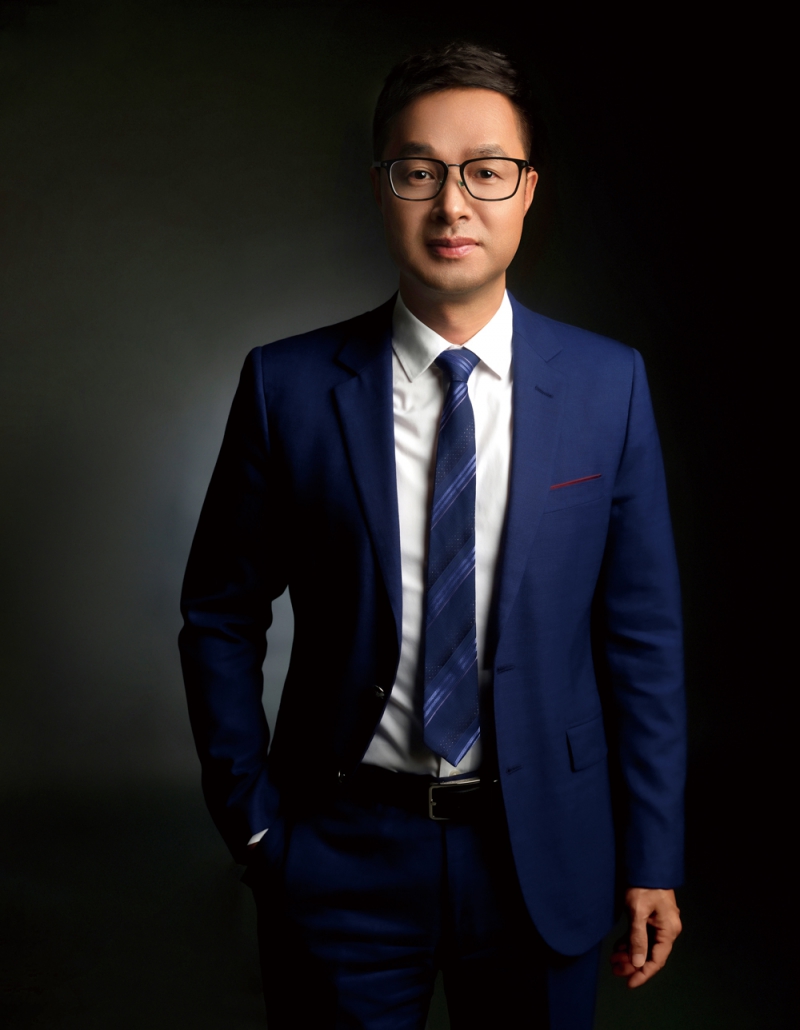 震雄集團首席技術官鄒雄文